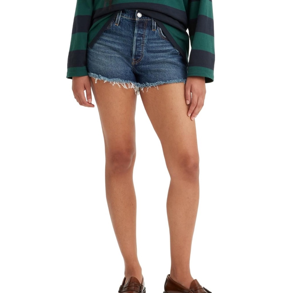 Levi’s Women’s 501 Original Shorts in Dark Indigo Worn In